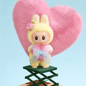 THE MONSTERS Let's Checkmate Series-Vinyl Plush Hanging Card